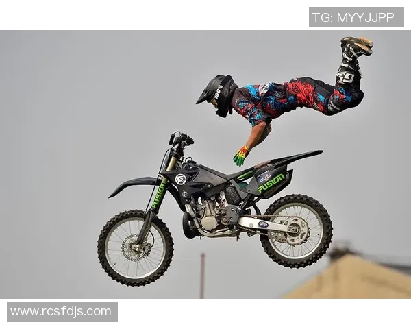 深入分析上海极限运动队的快攻战术与团队协作策略 深入分析上海极限运动队的快攻战术与团队协作策略